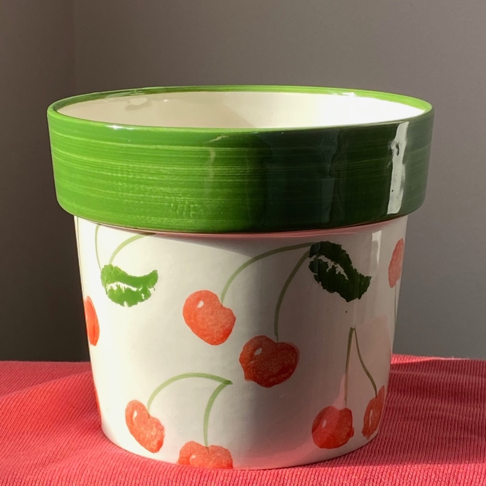 Countryman Ceramics Portugal Cherries Flowerpot
